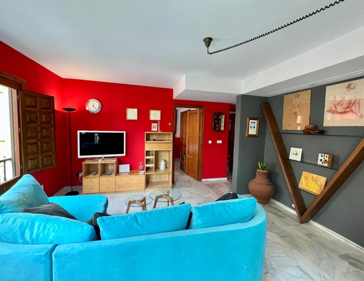 Apartamento A Las Puertas De La Alhambra グラナダ エクステリア 写真