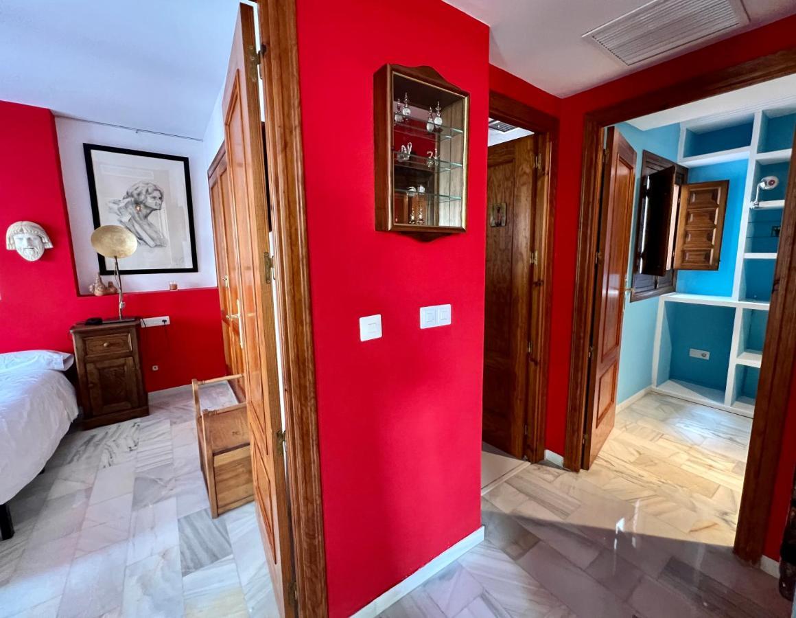 Apartamento A Las Puertas De La Alhambra グラナダ エクステリア 写真